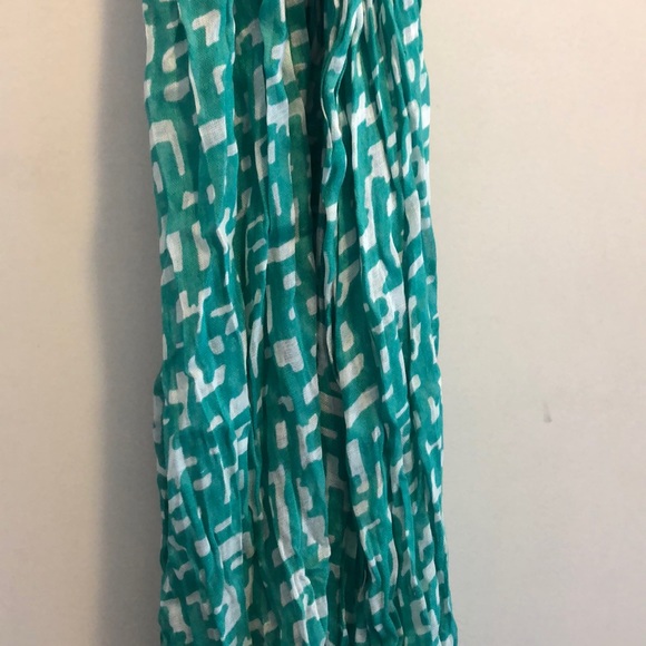 Lightweight Scarf - Picture 2 of 2